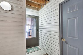 Lakefront Retreat w/ Community Pool in Osage Beach