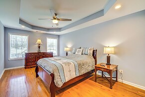 Louisville Retreat w/ Deck ~ 11 Mi to Downtown!