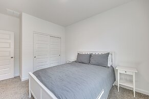 Maricopa Home w/ Putting Green & Covered Patio!