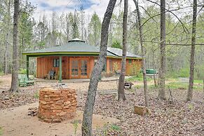 Enchanting Shelby Cottage on 12 Acres w/ Hot Tub!