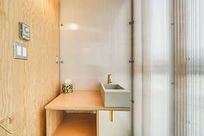 Riverfront Montana Retreat - Deck, Fire Pit & Pond