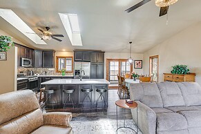 Scenic & Serene Rapid City Getaway on 1 1/2 Acres!