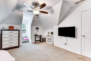 Powder Springs Home w/ Game Room & Community Pool!