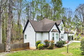 Powder Springs Home w/ Game Room & Community Pool!