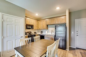 Close to Lakes, Parks & Winery: Bonham Apt
