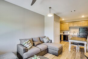 Close to Lakes, Parks & Winery: Bonham Apt