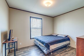 Remote Texas Group Retreat w/ Free Wifi!