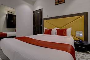 Hotel Golden Palace Residency