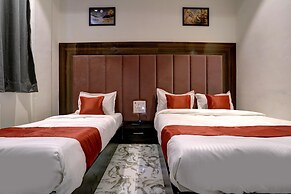 Hotel Golden Palace Residency