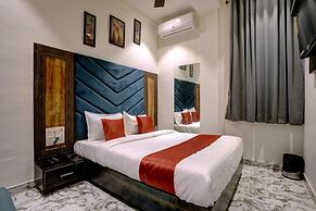 Hotel Golden Palace Residency