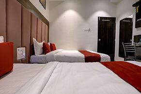 Hotel Golden Palace Residency