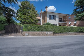 Casa Claudia With Ac In Nepi