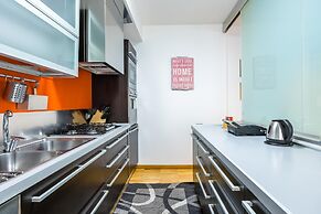 Fresh and Trendy Flat at Vomero