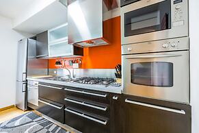 Fresh and Trendy Flat at Vomero