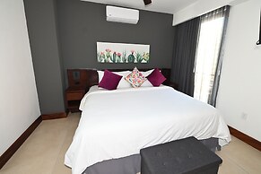 Barrio Vallarta Suites
