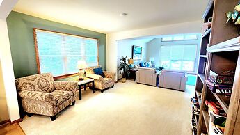 Gorgeous Santosha Hot tub Pool Walk to Beach