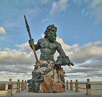 Neptune s Nook 5 min From Oceanfront w Pool