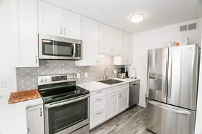 Calming Waves - 2 1 Condo 1 Block From Beach