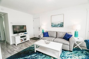 Calming Waves - 2 1 Condo 1 Block From Beach