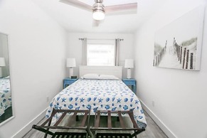 Calming Waves - 2 1 Condo 1 Block From Beach