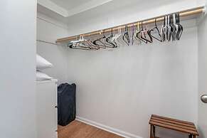 Oasis Steps From Beach Outdoor Shower and Dining