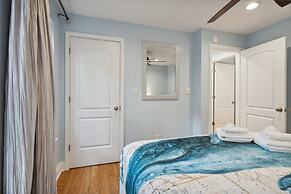 Oasis Steps From Beach Outdoor Shower and Dining