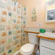 Sandpiper s Perch 1 4 Mile From Beach With Pool