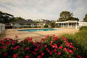 Sandpiper s Perch 1 4 Mile From Beach With Pool