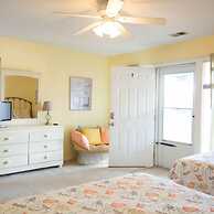 Sandpiper s Perch 1 4 Mile From Beach With Pool