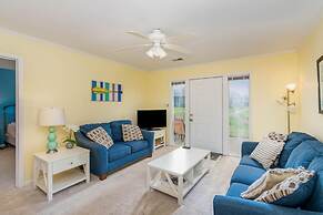 Sandpiper s Perch 1 4 Mile From Beach With Pool