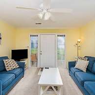 Sandpiper s Perch 1 4 Mile From Beach With Pool