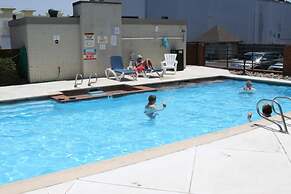 Shore to Please Condo With Pool Views of Beach