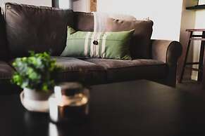 Shore to Please Condo With Pool Views of Beach