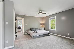 Buckroe Retreat Family Haven Near the Beach