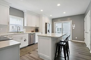 Buckroe Retreat Family Haven Near the Beach