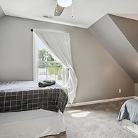 Buckroe Retreat Family Haven Near the Beach