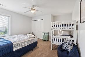 Coral Cottage- min From Beach Park With King bed