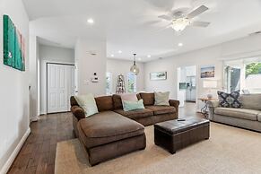 Coral Cottage- min From Beach Park With King bed