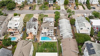 Coastal Escape w Pool Pool Table Walk to Beach