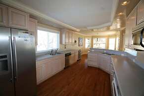 Coastal Escape w Pool Pool Table Walk to Beach