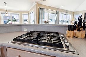 Coastal Escape w Pool Pool Table Walk to Beach