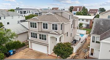 Coastal Escape w Pool Pool Table Walk to Beach