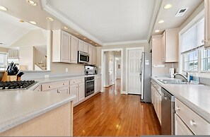 Coastal Escape w Pool Pool Table Walk to Beach