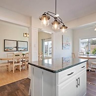 Enjoy Sunny Daze Private Pool Walk to Beach