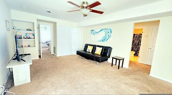 Enjoy Sunny Daze Private Pool Walk to Beach