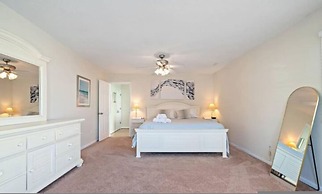 Enjoy Sunny Daze Private Pool Walk to Beach