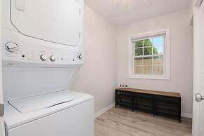 Bayview Bungalow Lake Beach Kayaks and More