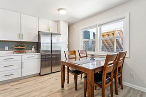 Bayview Bungalow Lake Beach Kayaks and More