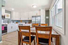 Bayview Bungalow Lake Beach Kayaks and More