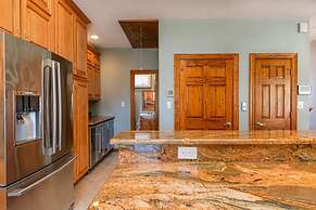 Coastal Destiny - Ocean View Balcony Elevator